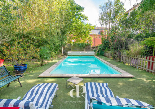 Historic Maison de Maitre with exceptional potential