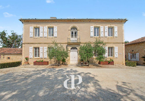 Elegante Gasconse woning met zwembad en gastenverblijf