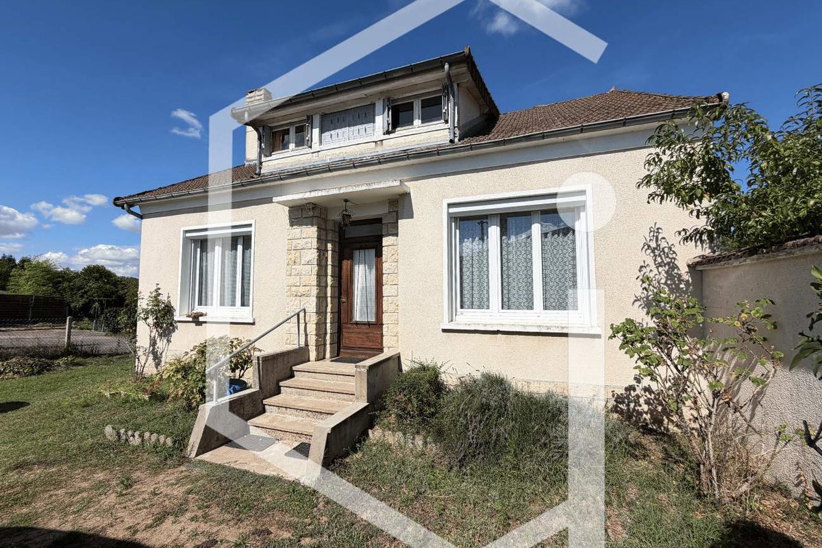 10 minutes on foot from the center of Cosne-sur-Loire