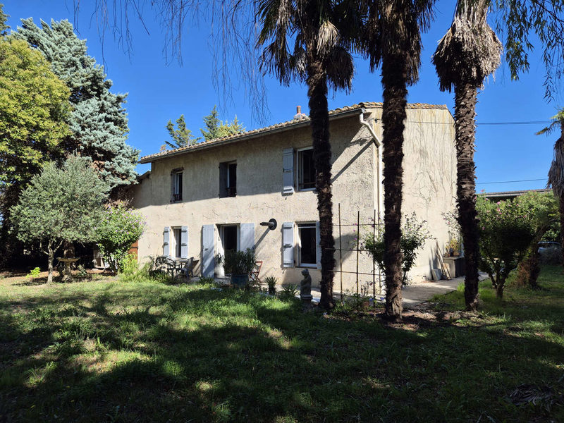 MAISON RENOVEE AVEC JARDIN ET GARAGE  A 10 KMS DE CASTELNAUD