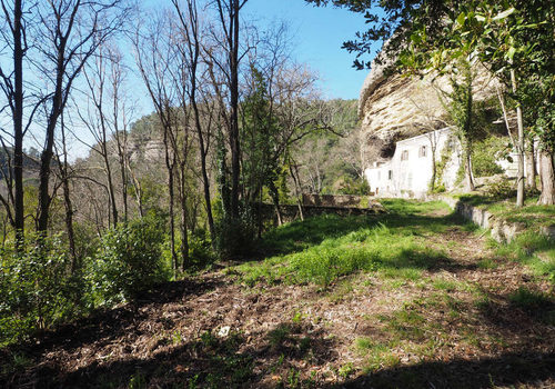 Manor house to renovate on 7000m2 of grounds