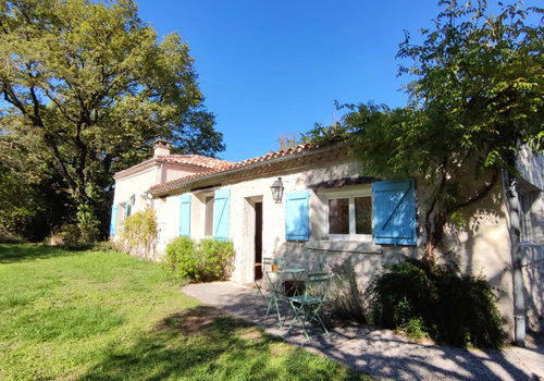 Magnificent secluded stone property a few kilometers from Mo