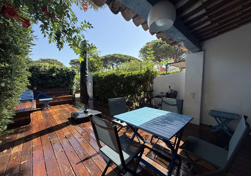 Saint Tropez, in a highly sought-after condominium close to