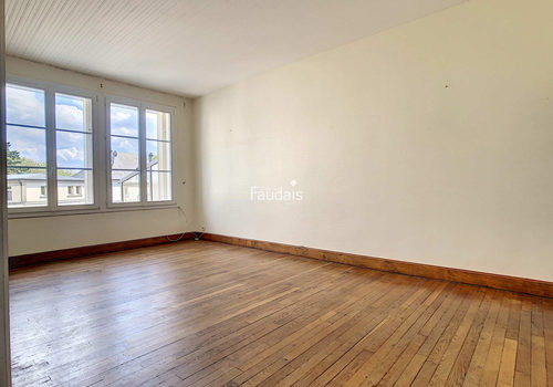 Bright 115 m² apartment with terrace, cathedral view