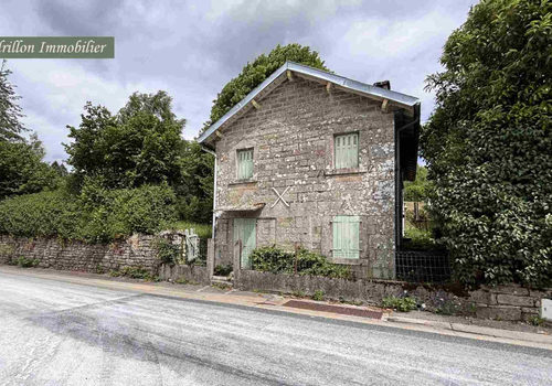 Renovation project ! Detached stone house with 70m2 of livin
