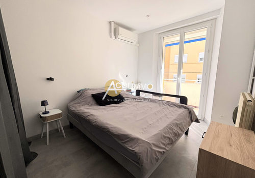 TOULON AGUILLON - Charming 2-bedroom apartment of 62m2 in perfect condition