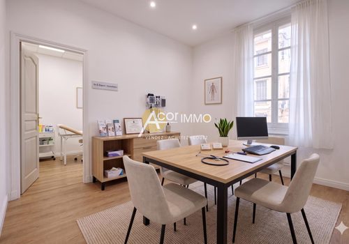 Toulon Centre 96m2 avec ascenseur - Emplacement stratégique