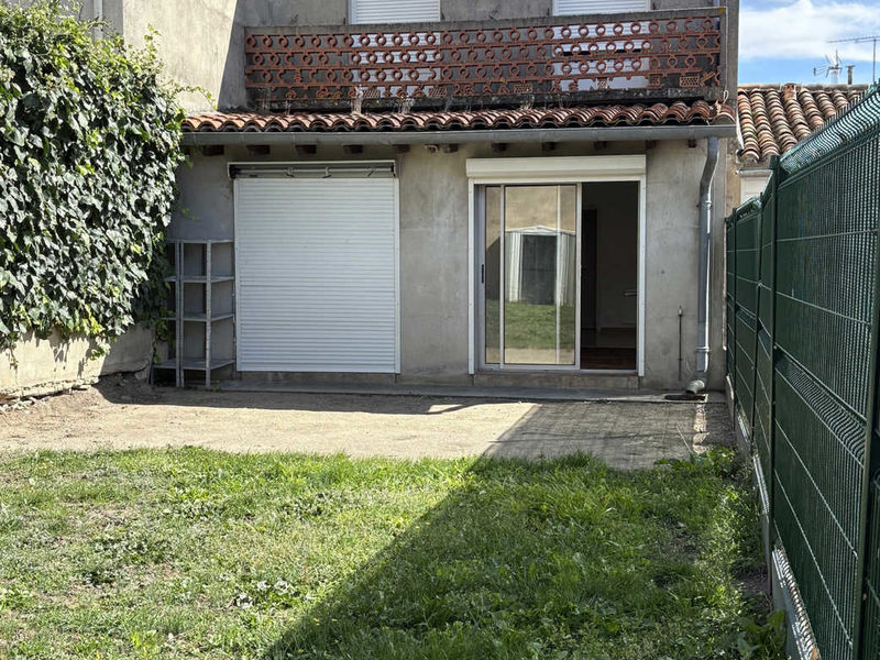 HUIS MET TUIN EN GARAGE IN HET CENTRUM VAN CASTELNAUDARY
