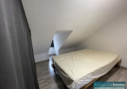 Studio ABBEVILLE - 1 pièce(s) - 13,1 m²