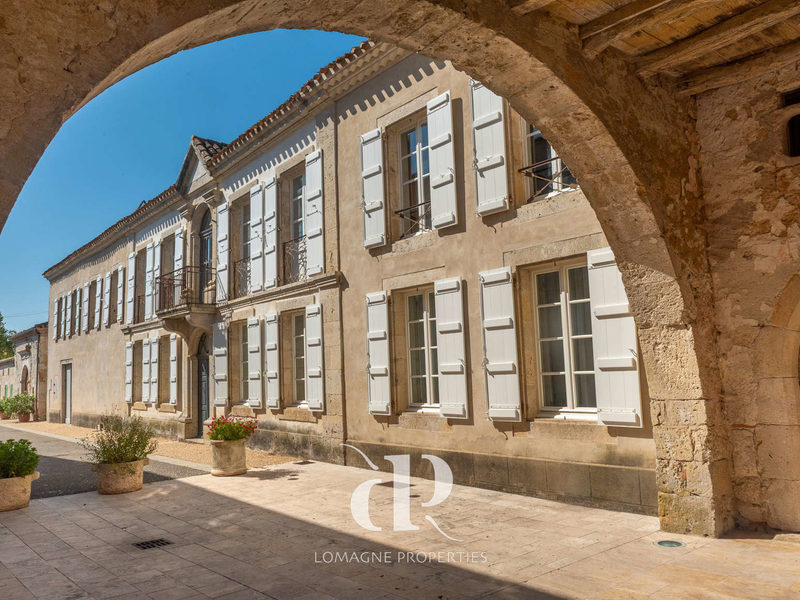 L'art de vivre Une maison de village audacieusement restaurée