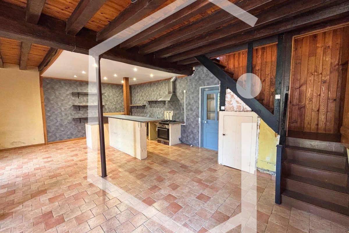 Apartment - Port view - Cellar and parking