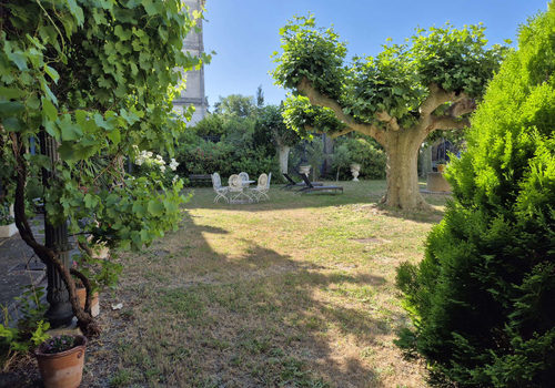 MUNICIPALITY OF FANJEAUX PROPERTY 11 LARGE ROOMS OUTBUILDING