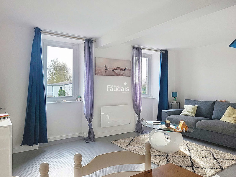 Charming T2 apartment in a small friendly coproperty –