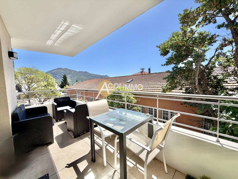 Appartement T3 avec terrasse et garage à Toulon
