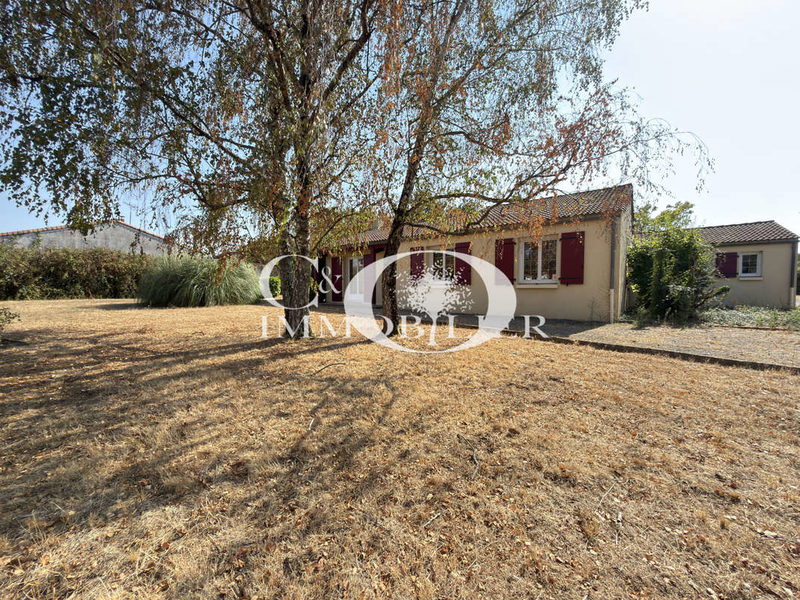 Maison 3 chambres - garage - 2500 m2 de terrain