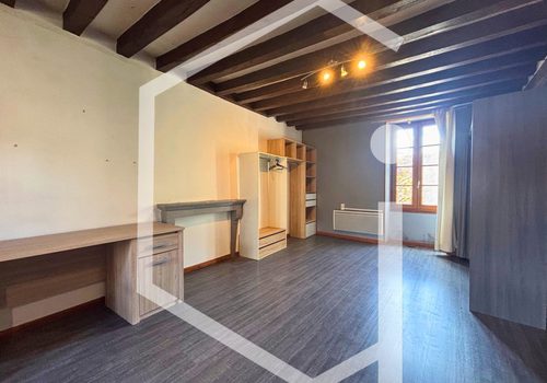Apartment - Port view - Cellar and parking