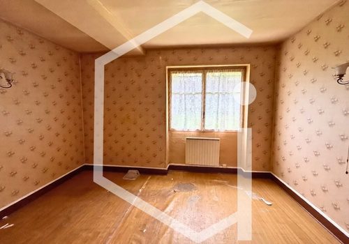 Real estate complex near the city center of Cosne-Cours-sur-