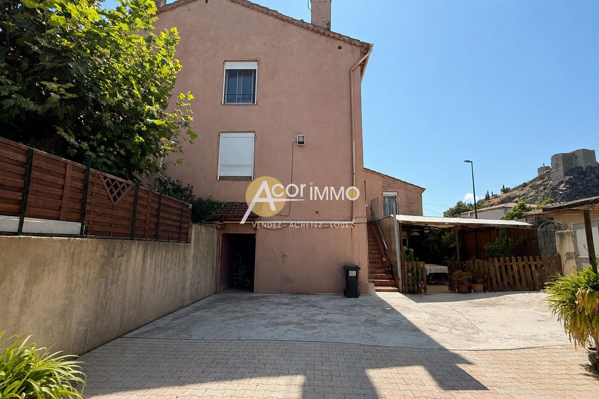 LA GARDE, 5 pièces 153 m2, esprit maison, jardin, cave et garage