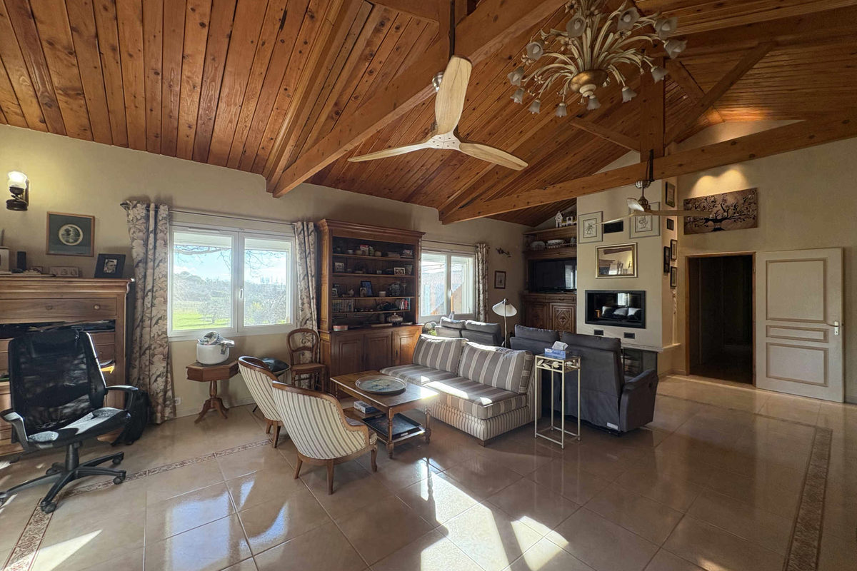HOUSE WITH 200 SQM OF LIVING SPACE, 6 KM FROM CASTELNAUDARY
