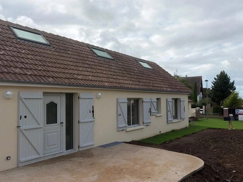 SAINT-VALERY-SUR-SOMME, LOGEMENT T4, 60m2, 2 GARAGES