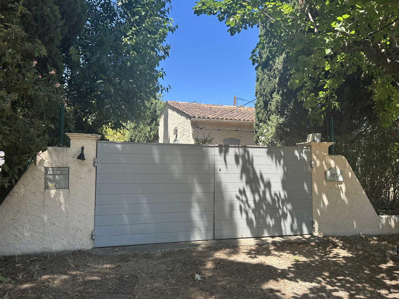 SCHATTIG LANDHUIS IN GRIMAUD