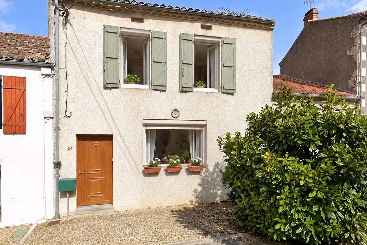 Village house ready to move into