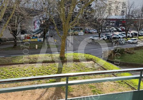 Appartement avec balcon, cave et parking Lyon 5