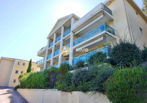 La Seyne Sud - Tamaris - T3 + terras + kelder + parkeerplaats + garage