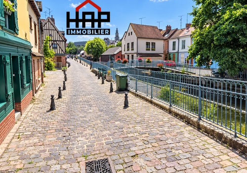 CASTELNAUDARY IMMEUBLE LOCATIF EXCELLENT EMPLACEMENT
