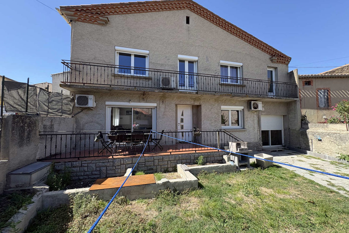 Gerenoveerd huis met 4 slaapkamers op 10 km van Castelnaudary