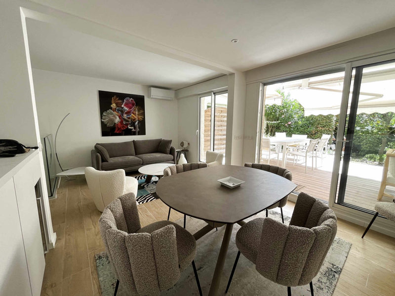 Superbe appartement à vendre à Saint-Tropez