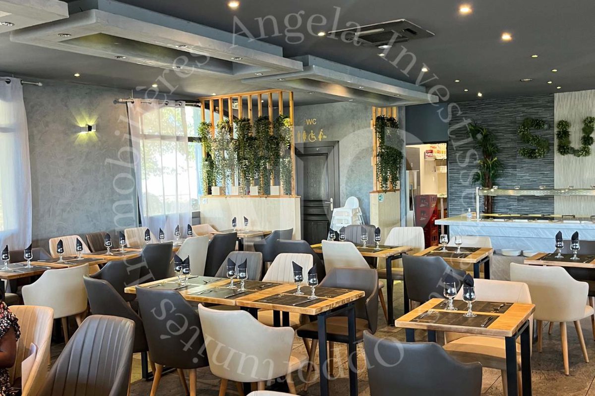 Bedrijfskapitaal, restaurant van 450m2, parkeerplaats voor 20 auto's, 1