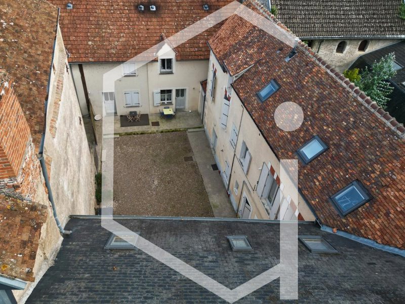 Immeuble de rapport à Châtillon-sur-Loire Centre-ville