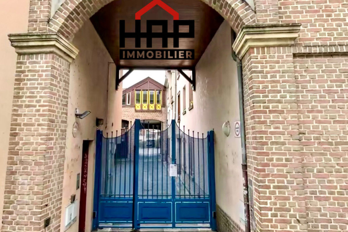 CASTELNAUDARY IMMEUBLE LOCATIF EXCELLENT EMPLACEMENT