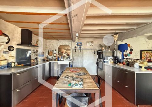 Renovated farmhouse with taste and authenticity