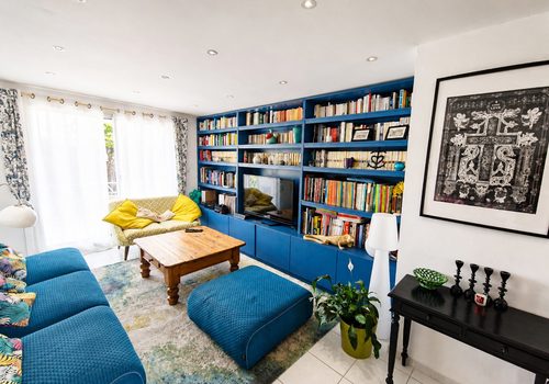 Sanary-sur-Mer Superb renovated 4-room apartment a few minutes from the port