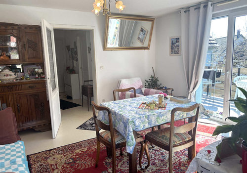 Andlau : F3 avec cuisine séparée, balcon, parking. VENDU LOUE