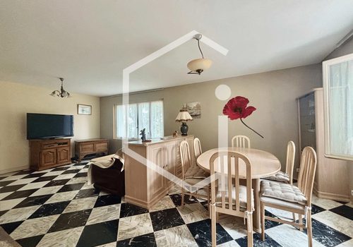 Ensemble de deux maisons - Terrain de 850m2 - Dépendance