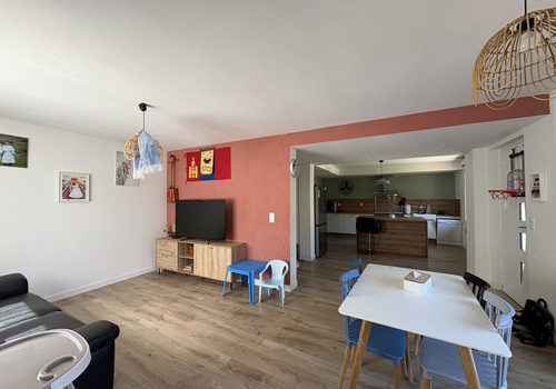 Gerenoveerd huis met 4 slaapkamers op 10 km van Castelnaudary