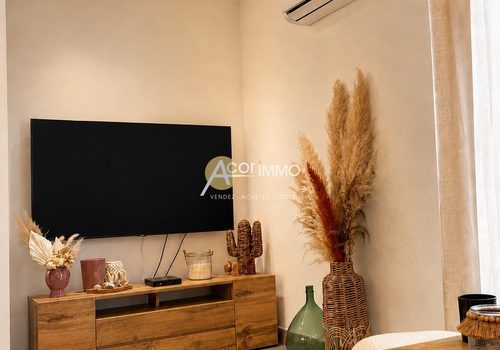 APARTMENT WITH 4 BEDS