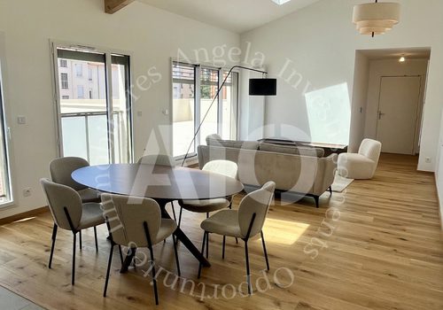 Uitzonderlijk penthouse appartement Laatste verdieping Terras