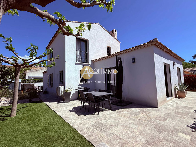 Villa contemporaine T4 de 115m2 entièrement rénovée, à deux