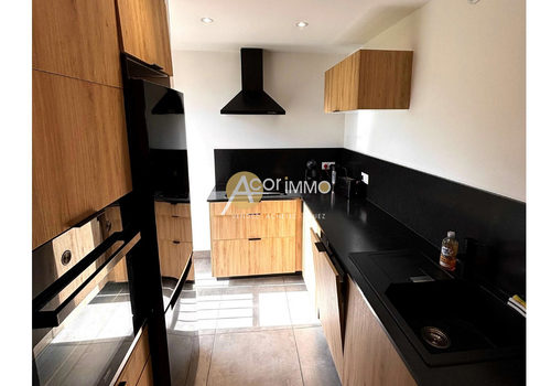 APARTMENT WITH 4 BEDS