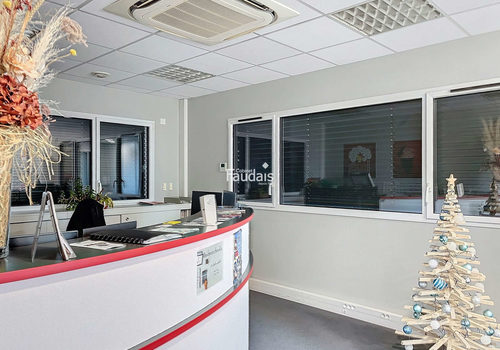 Independent office building in Saint-Lô – 570 m² of su