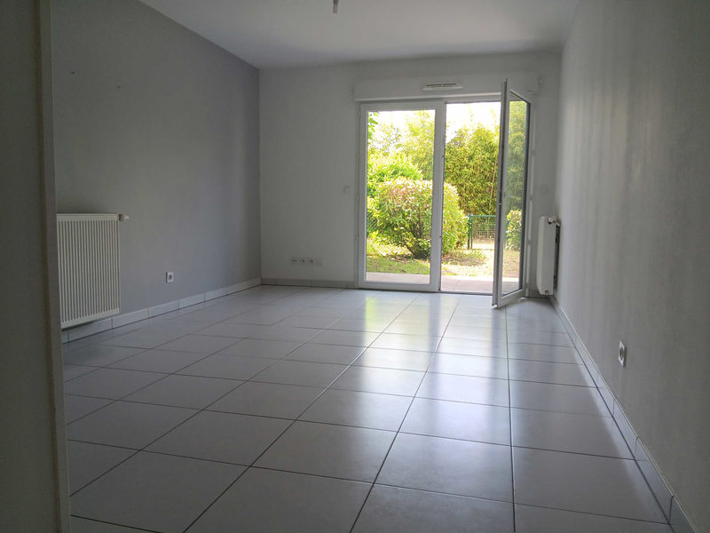 Appartement T2 avec jardin et place de parking