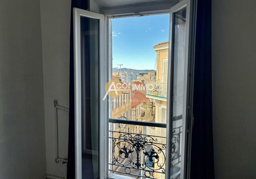 Studio 24 m2 Toulon Saint-Roch, ideaal voor investering of pr