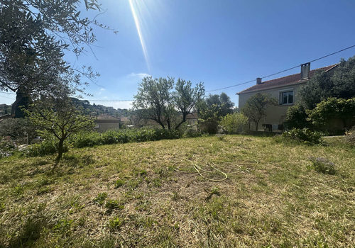 Buildable land in a quiet area