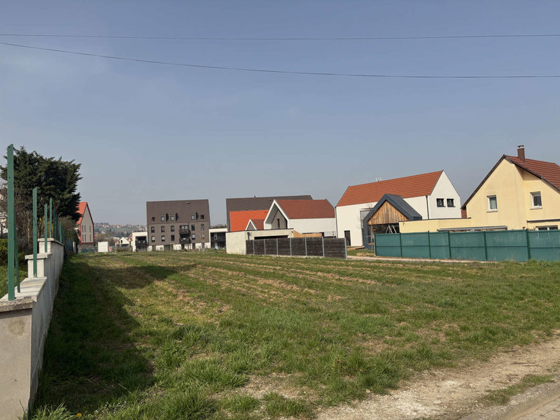 BARR : 6,5 ares : Terrain à bâtir plat en lotissement