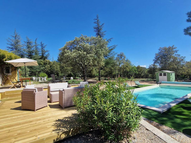 Magnificent villa in Bedoin