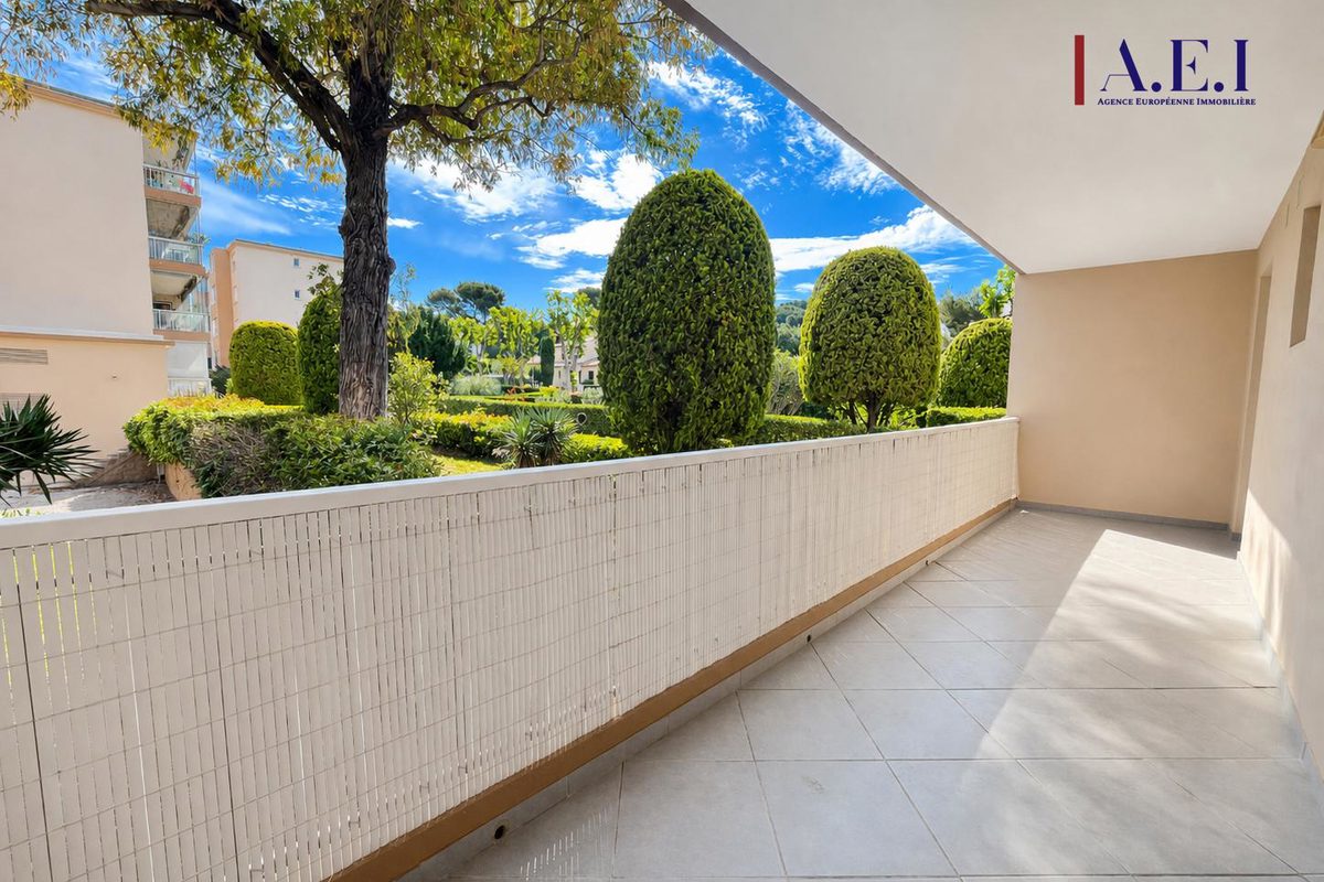 La Seyne sur Mer - Appartement T1 met terras, parkeerplaats & c